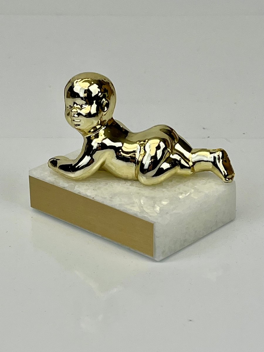 Crawling Baby Trophy - Schoppy's Since 1921