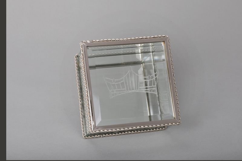 Glass Crown Logo Box - Schoppy's Since 1921