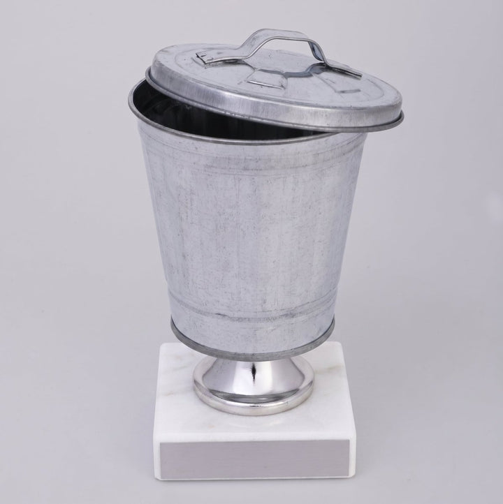 Trash Can Trophy - Schoppy&