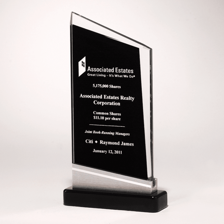 Zenith Series Glass Award with Black Background - Schoppy's Since 1921