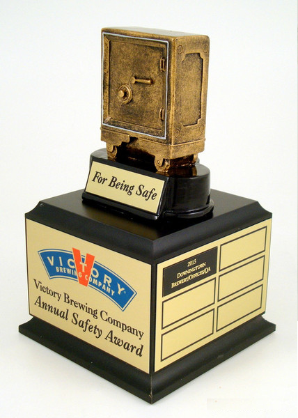 Safe Resin Award-Trophies-Schoppy&