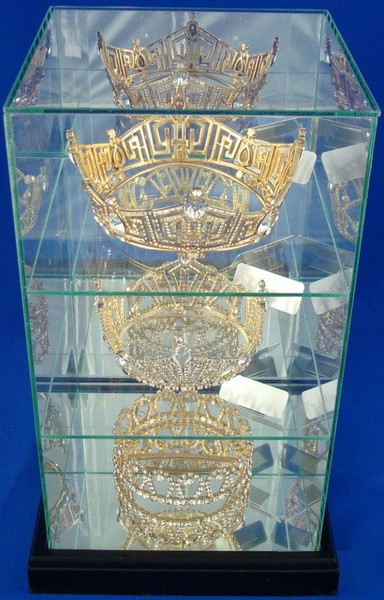 Three Tier Crown Display Case-Display Case-Schoppy's Since 1921